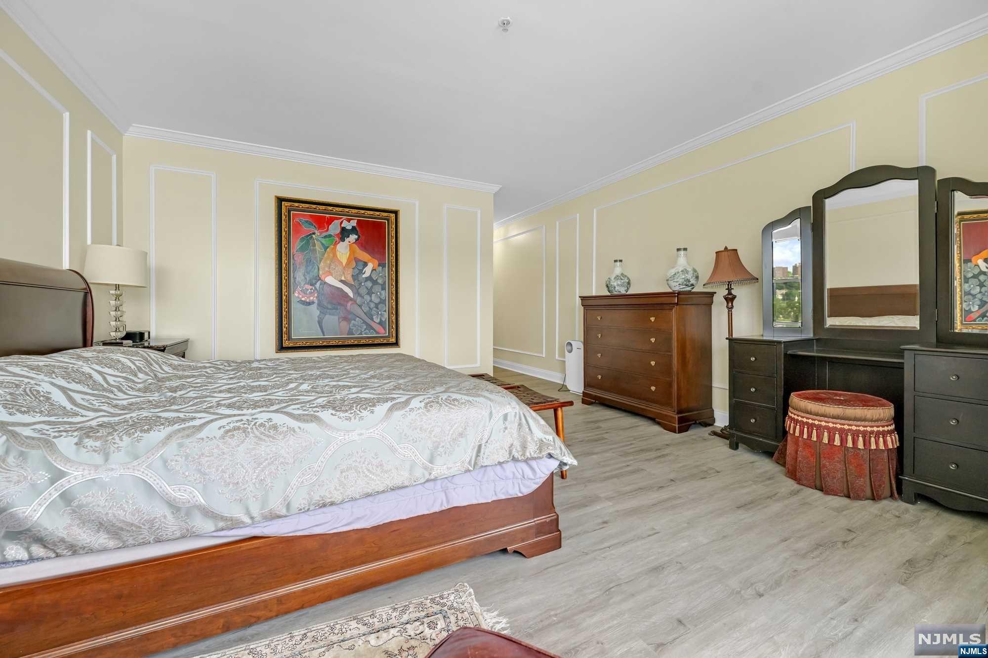 316 The Promenade 316