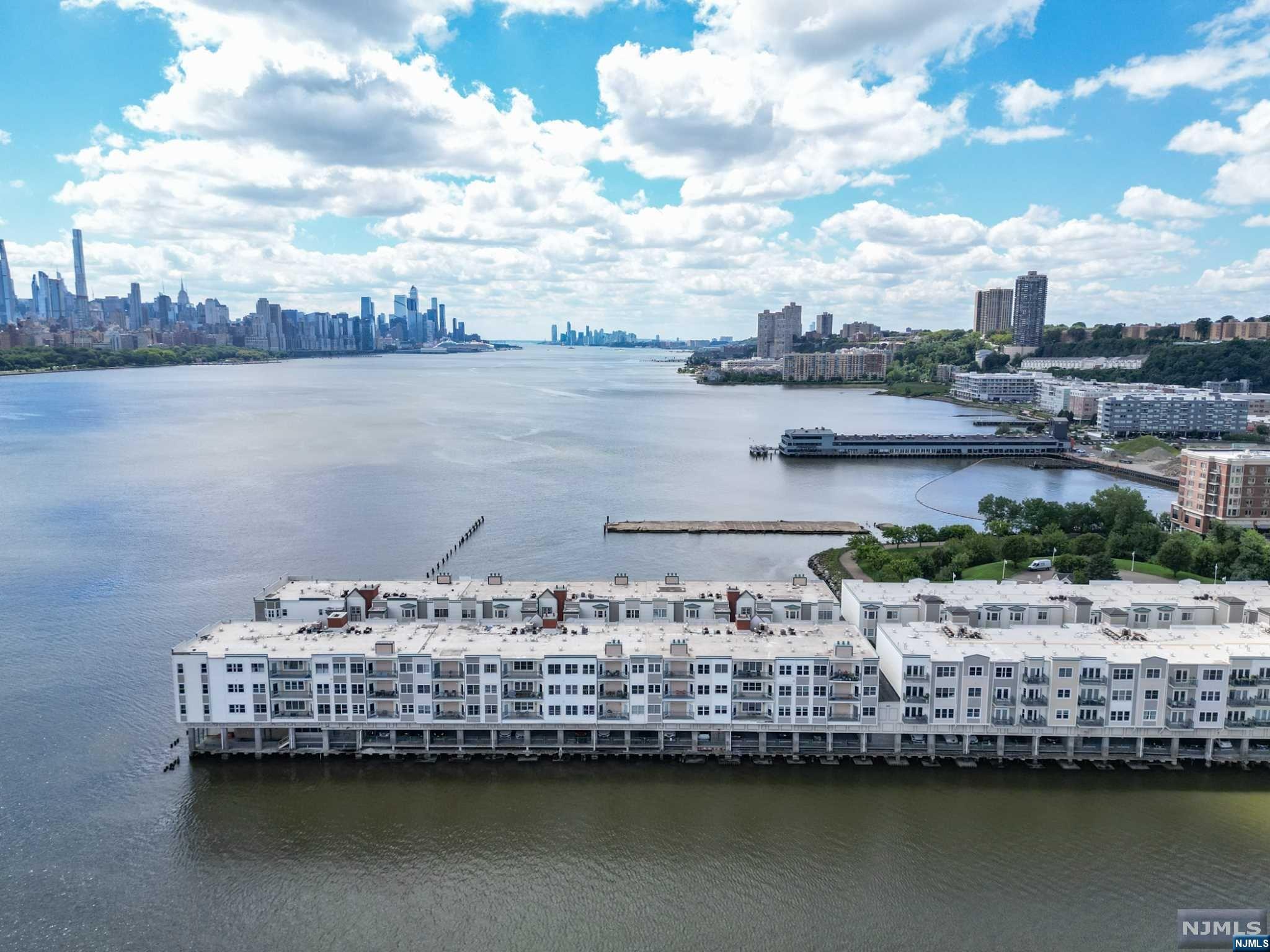 316 The Promenade 316