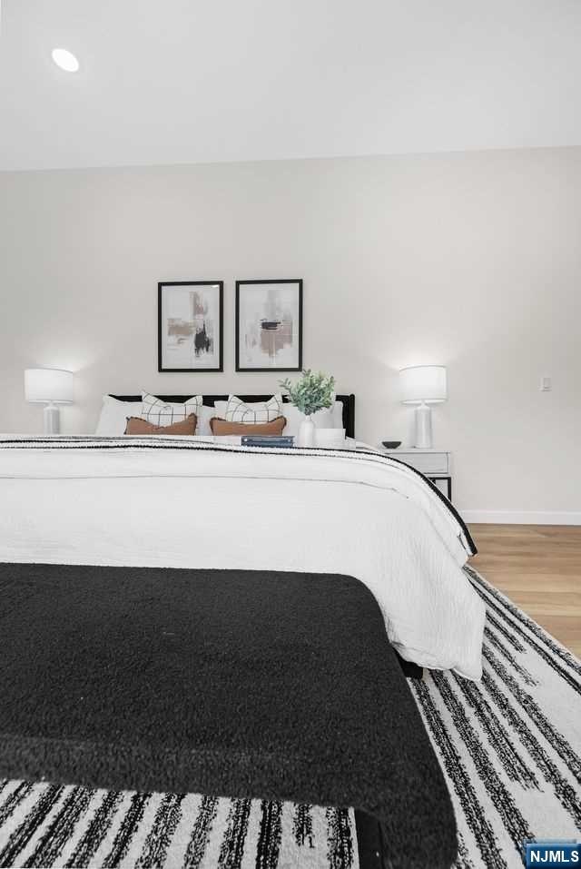 51 Queen Anne Road 406