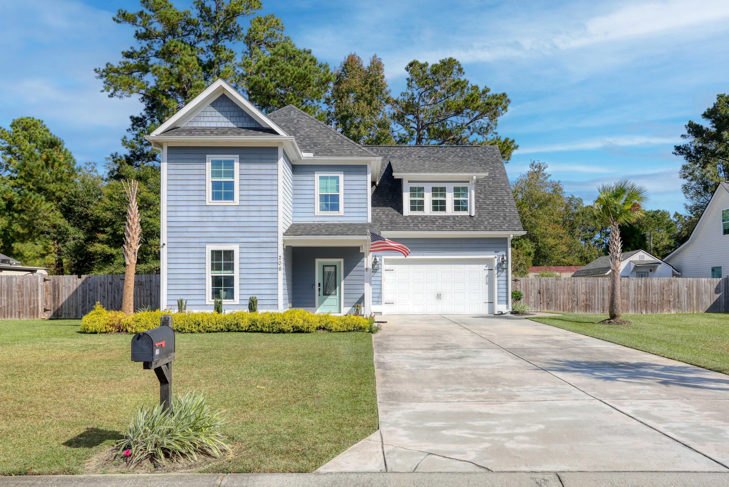 206 Samantha Way