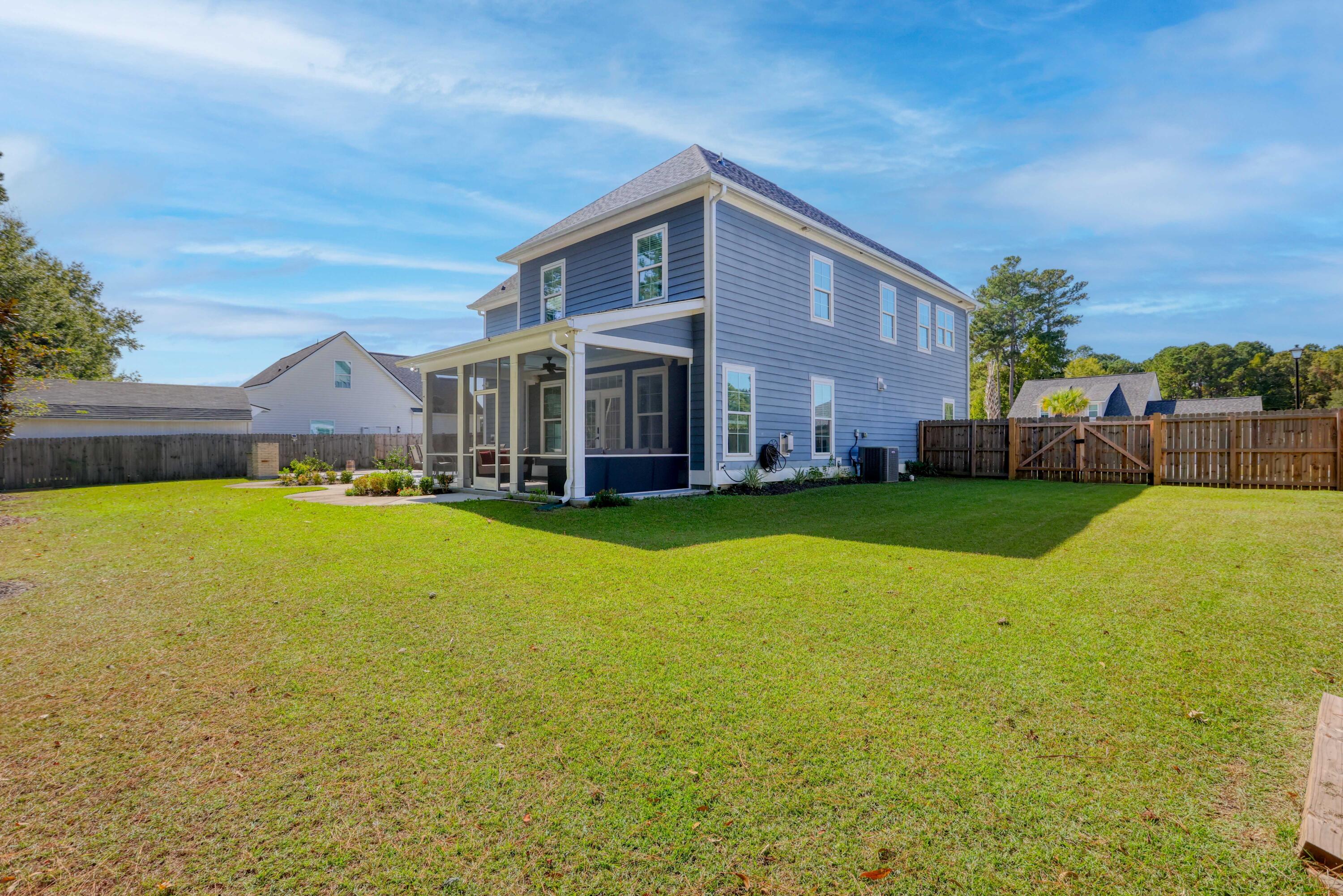 206 Samantha Way