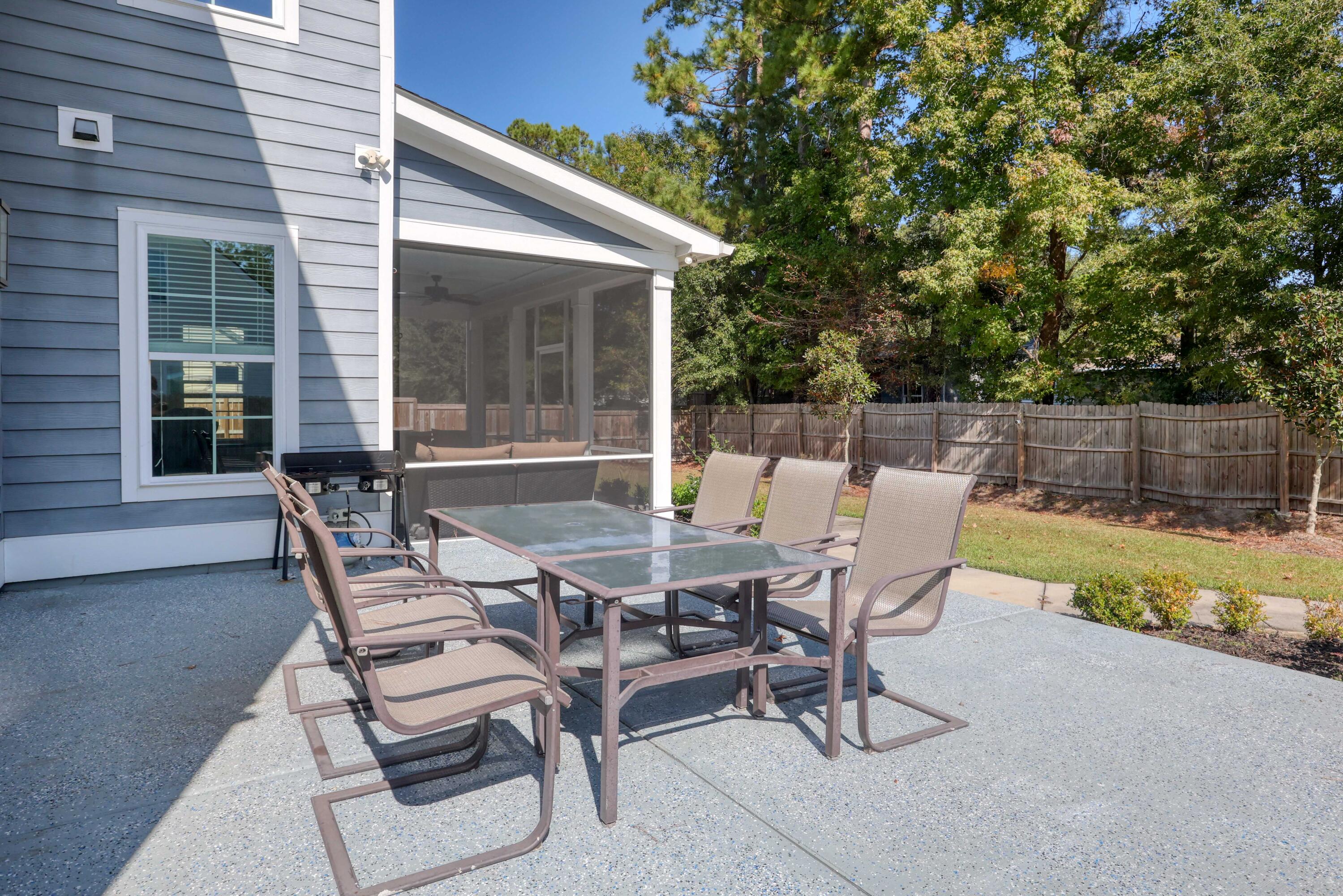 206 Samantha Way