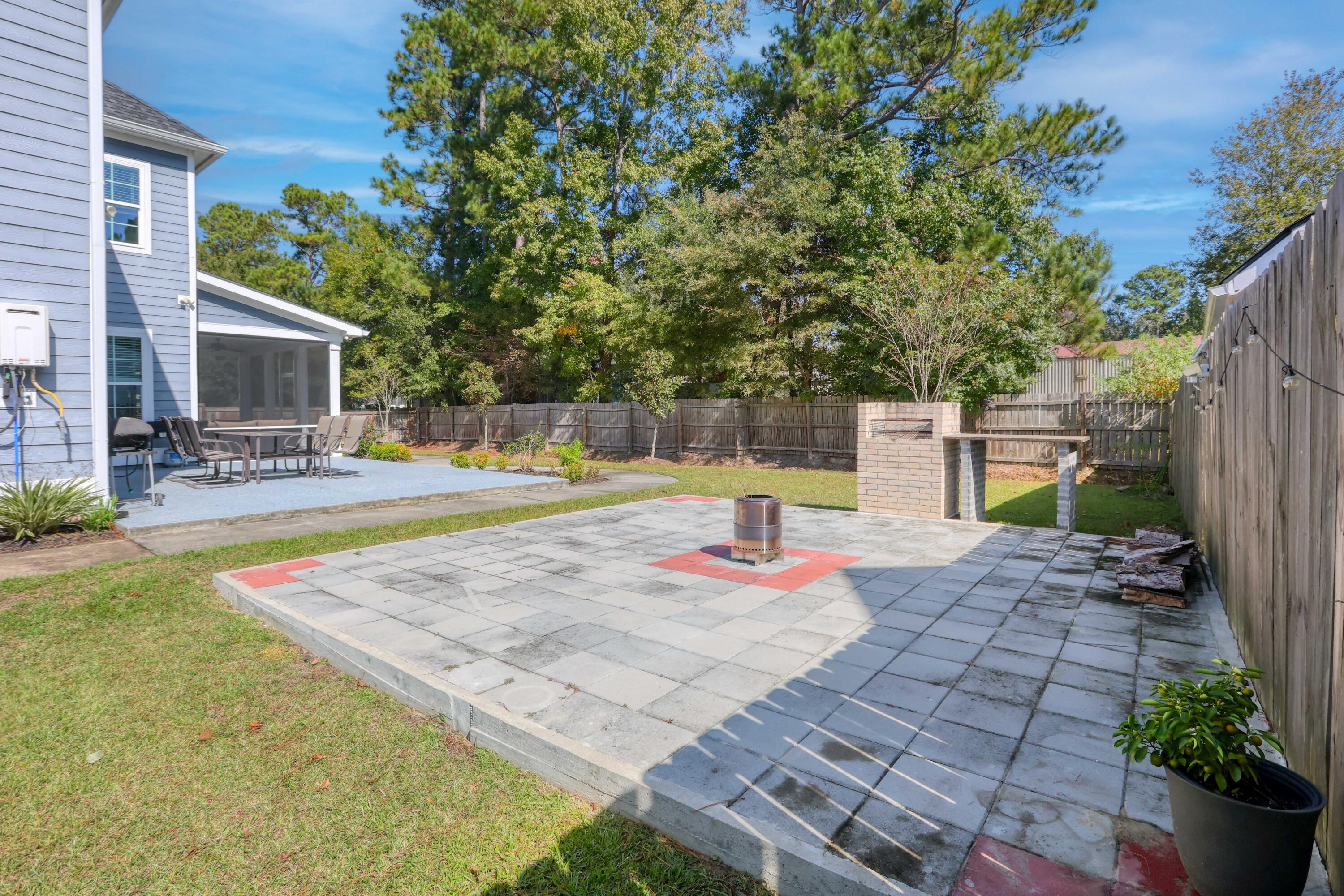 206 Samantha Way