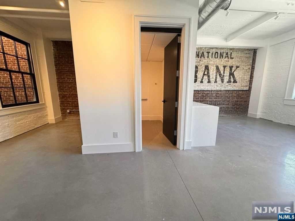 231 Dock Road 2A