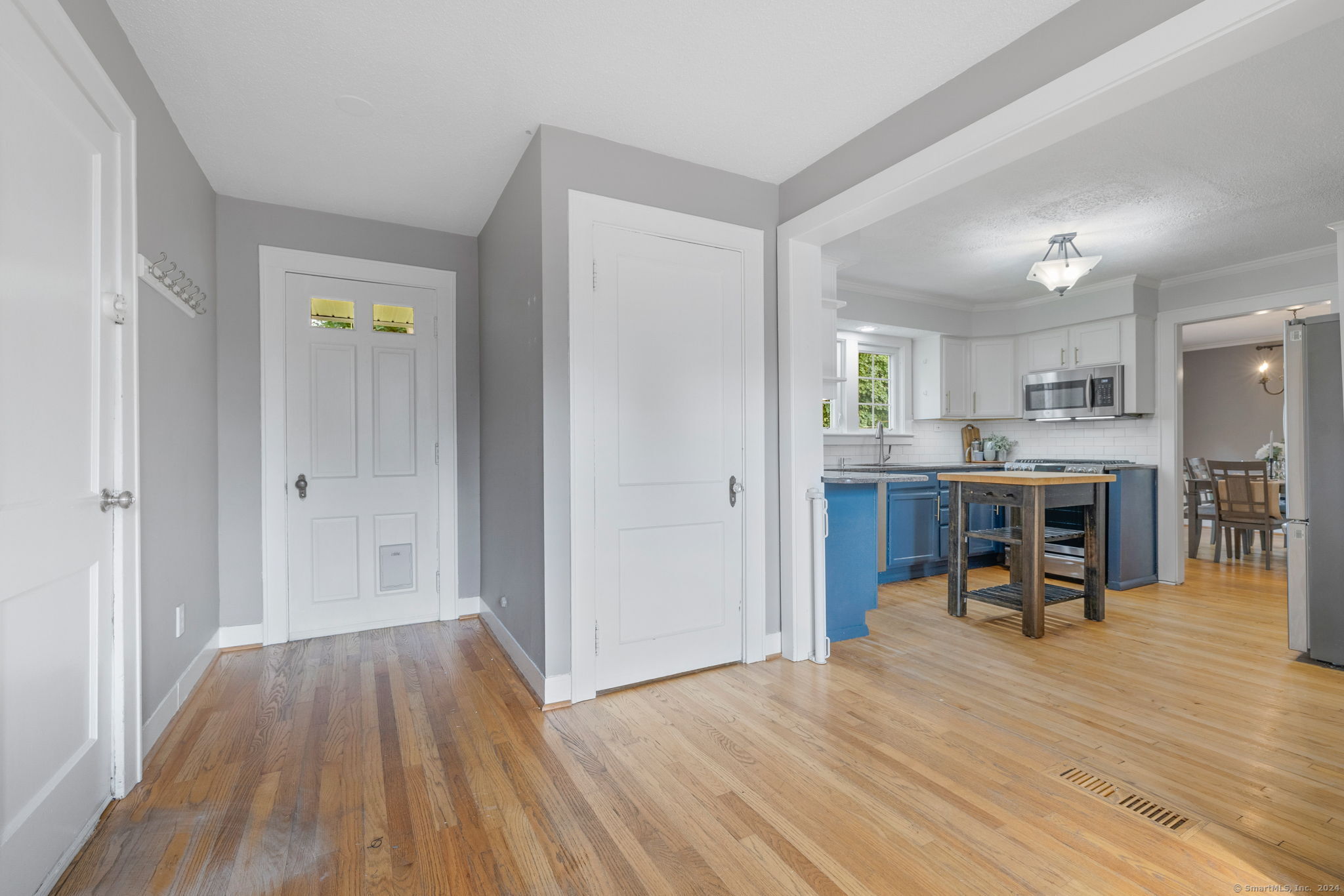 1016 Ridge Road