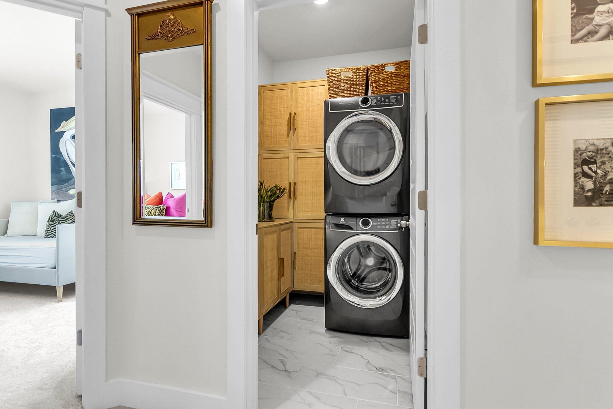 806 Kings Oak Court # 8