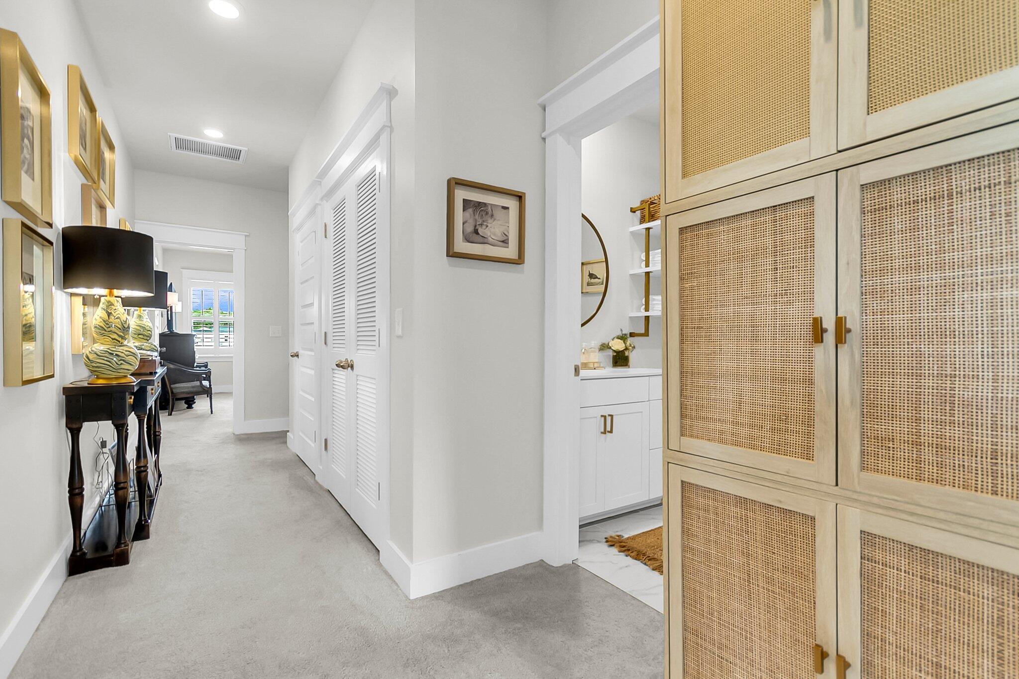 806 Kings Oak Court # 8