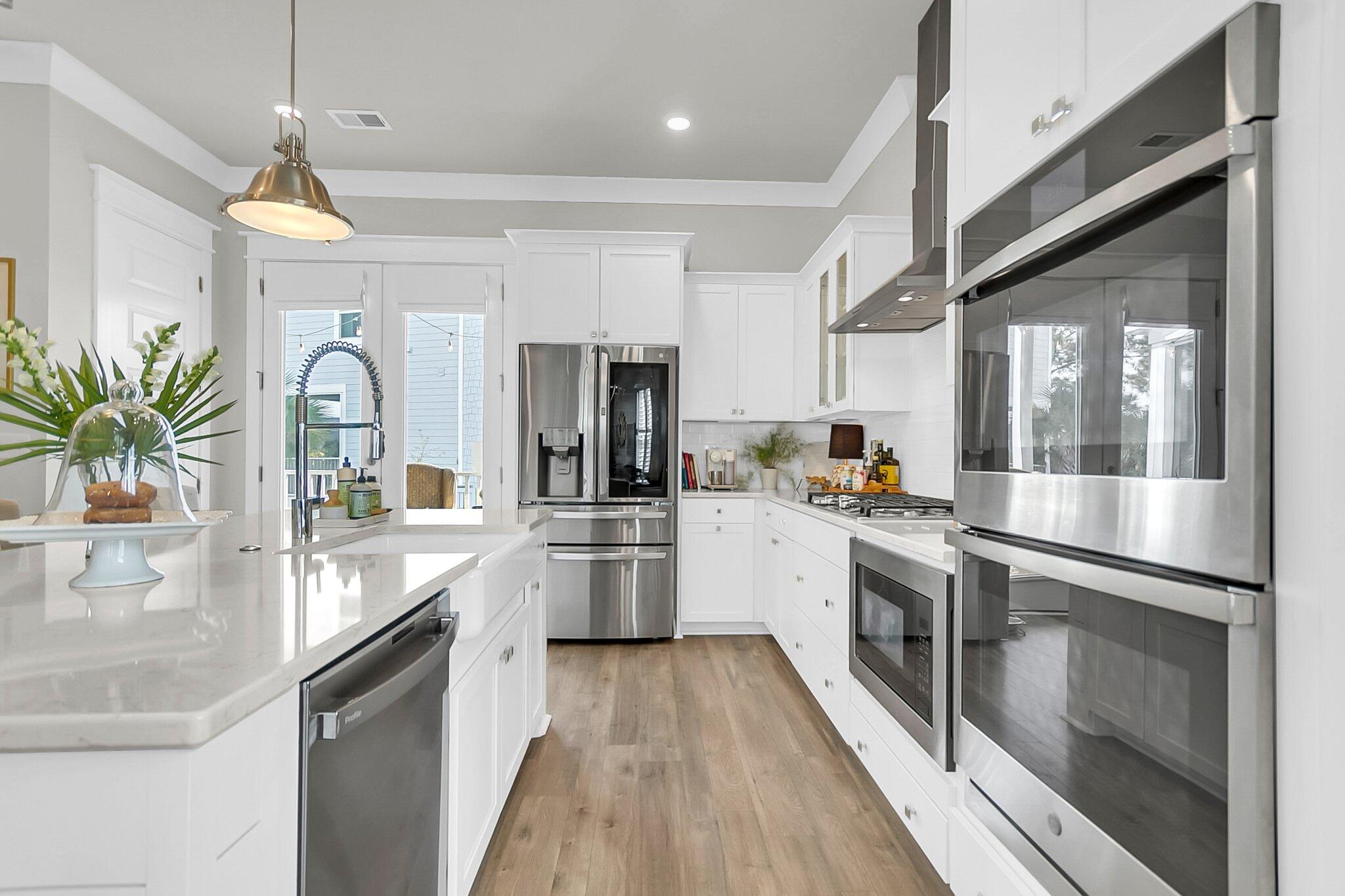 806 Kings Oak Court # 8