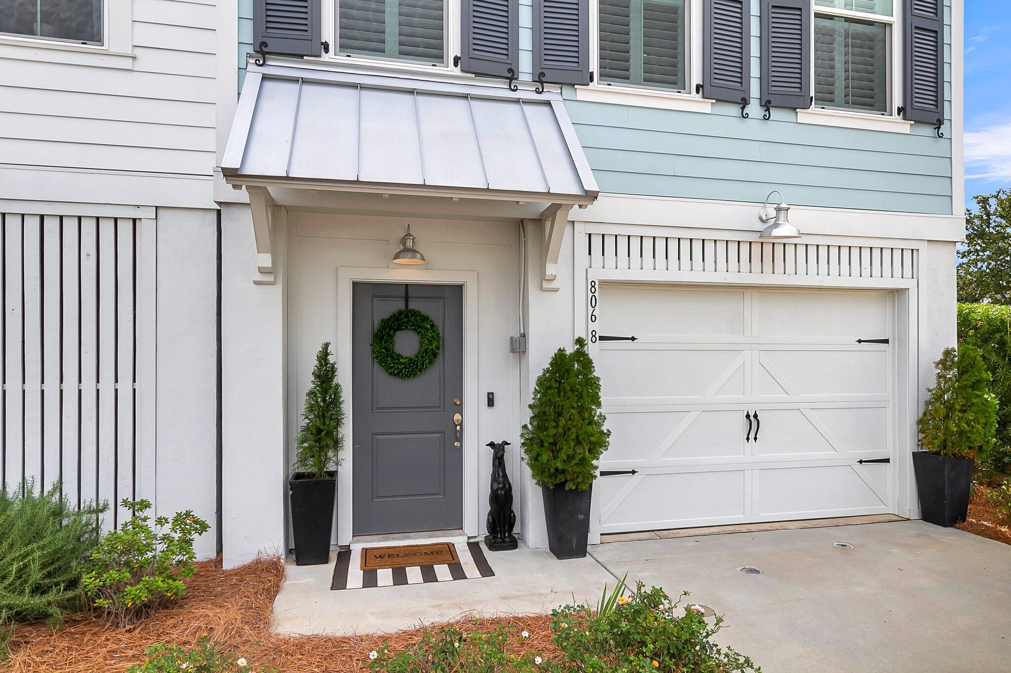 806 Kings Oak Court # 8