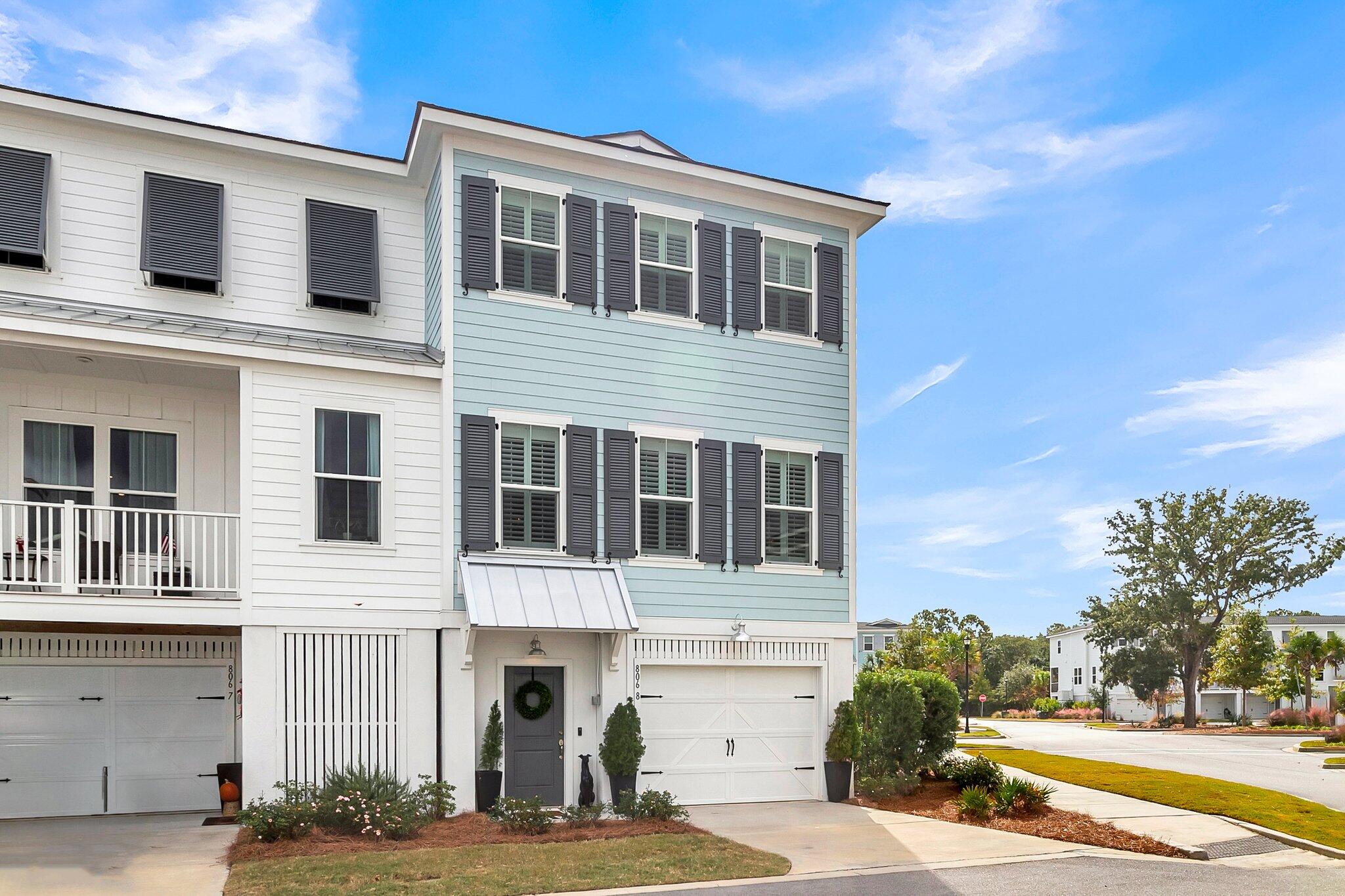 806 Kings Oak Court # 8