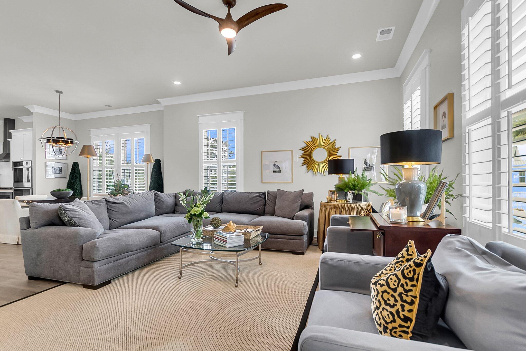 806 Kings Oak Court # 8