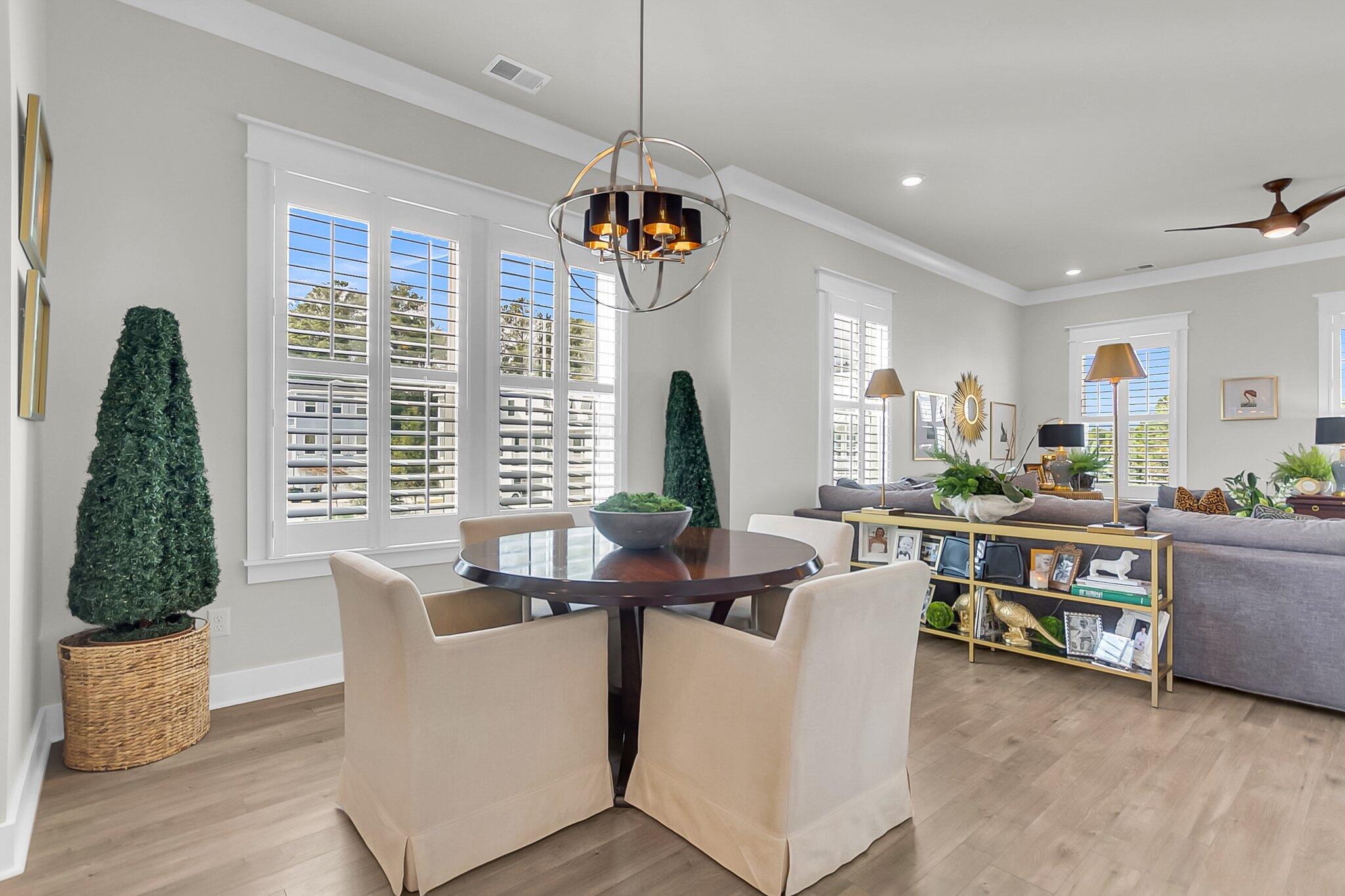 806 Kings Oak Court # 8