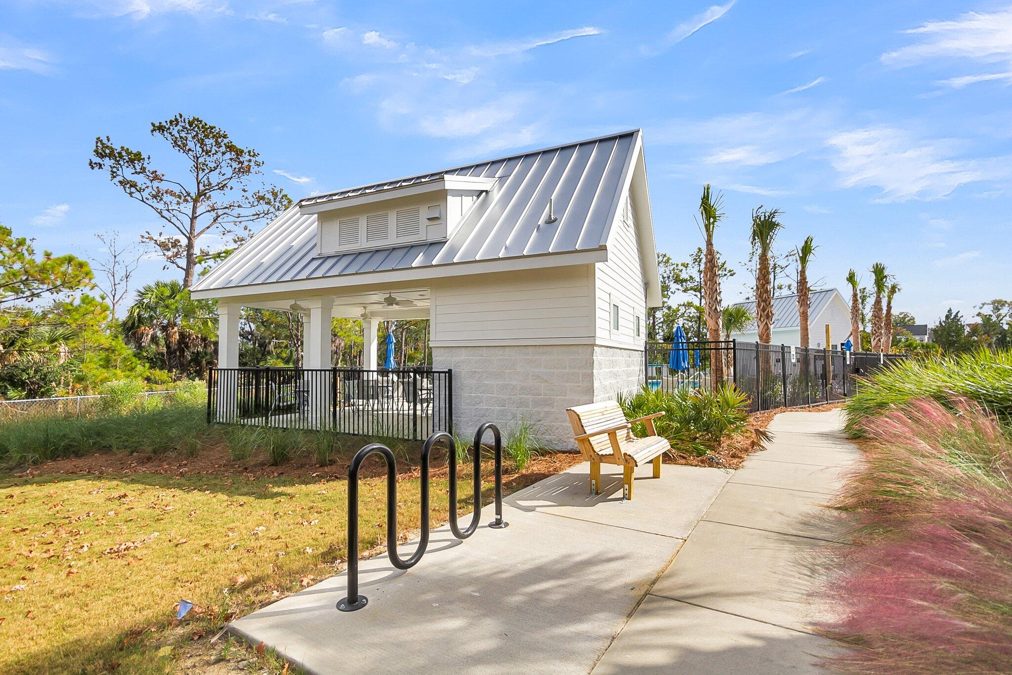 806 Kings Oak Court # 8