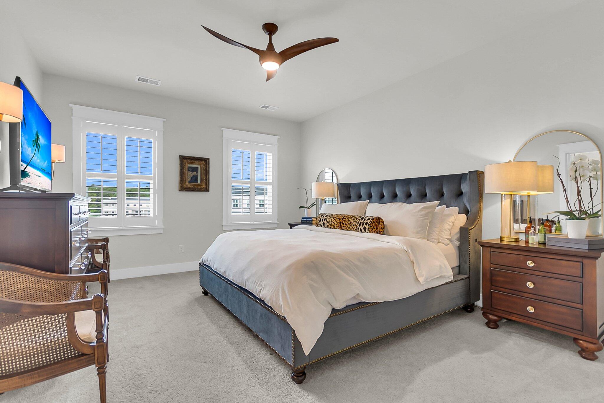 806 Kings Oak Court # 8