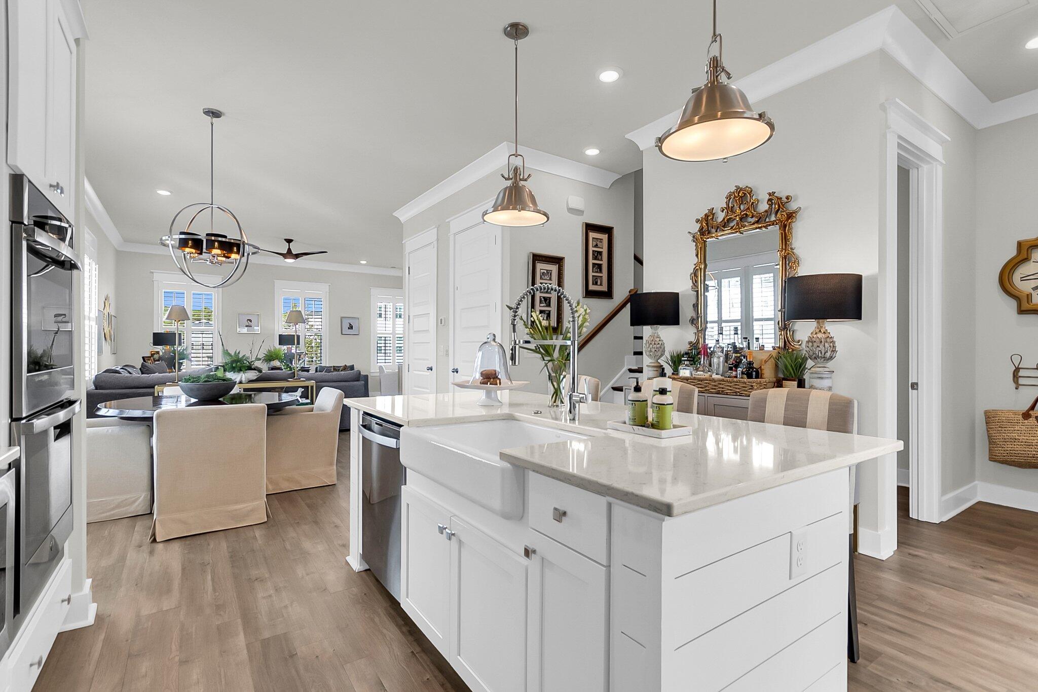 806 Kings Oak Court # 8