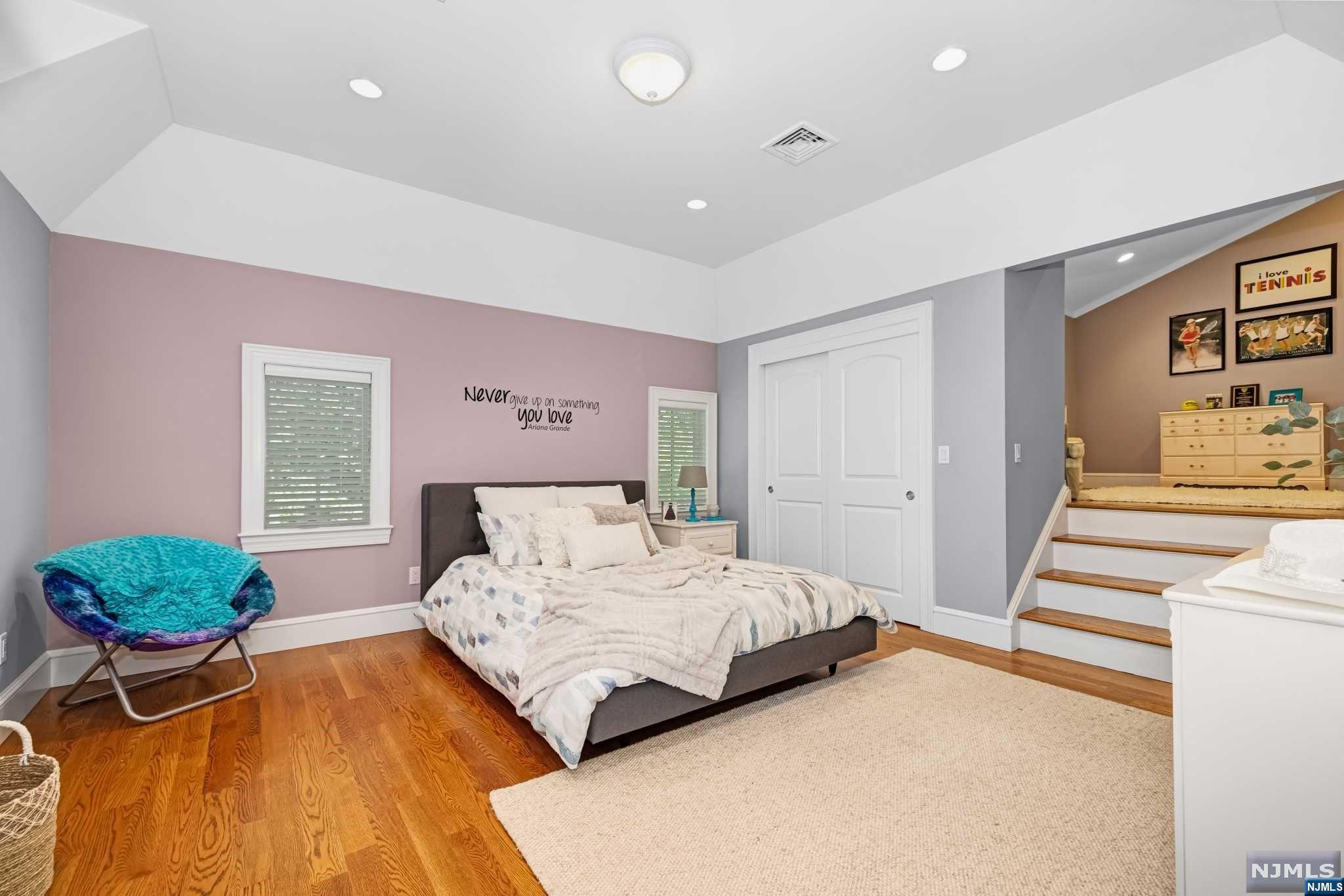 885 West Saddle River Road
