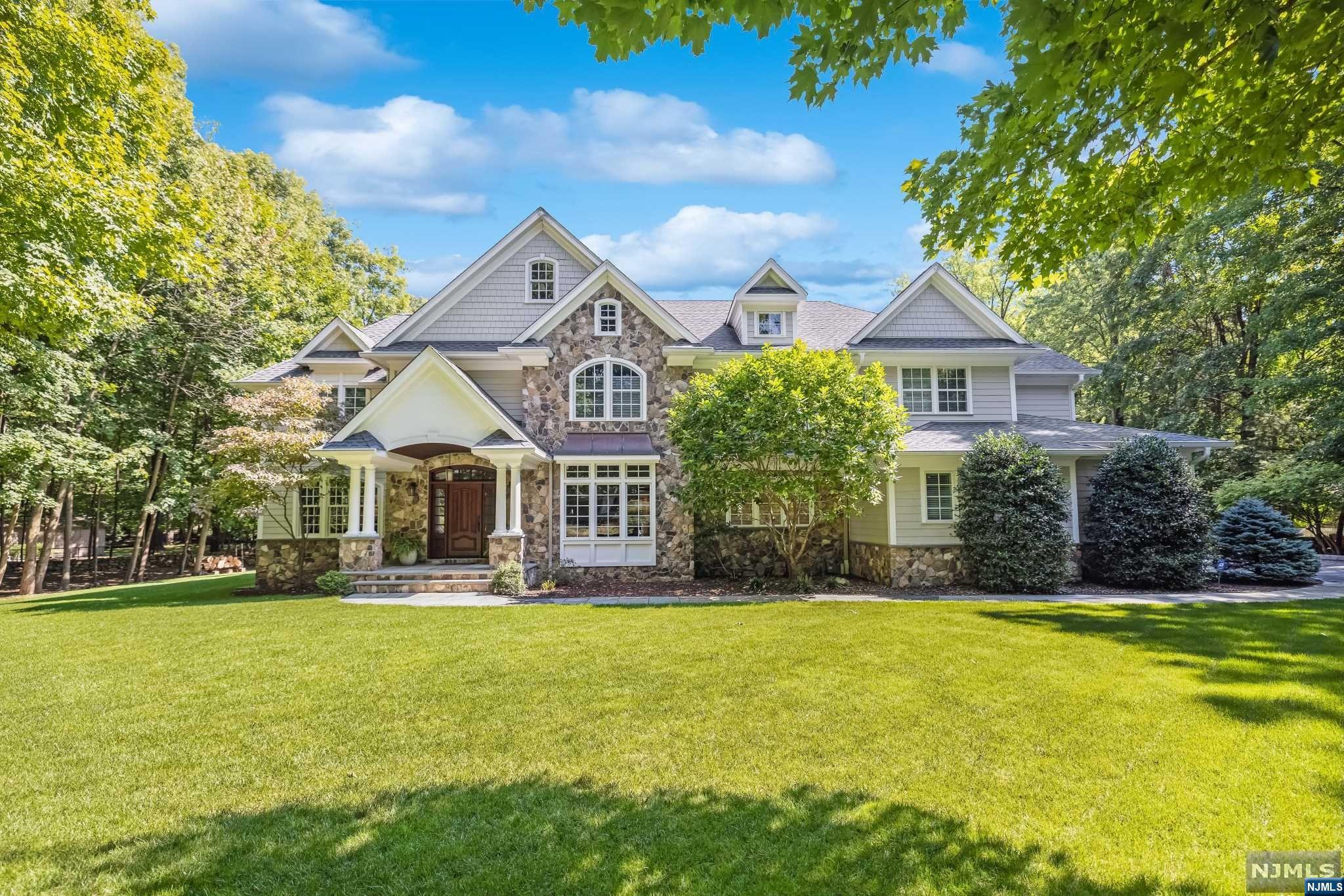885 West Saddle River Road