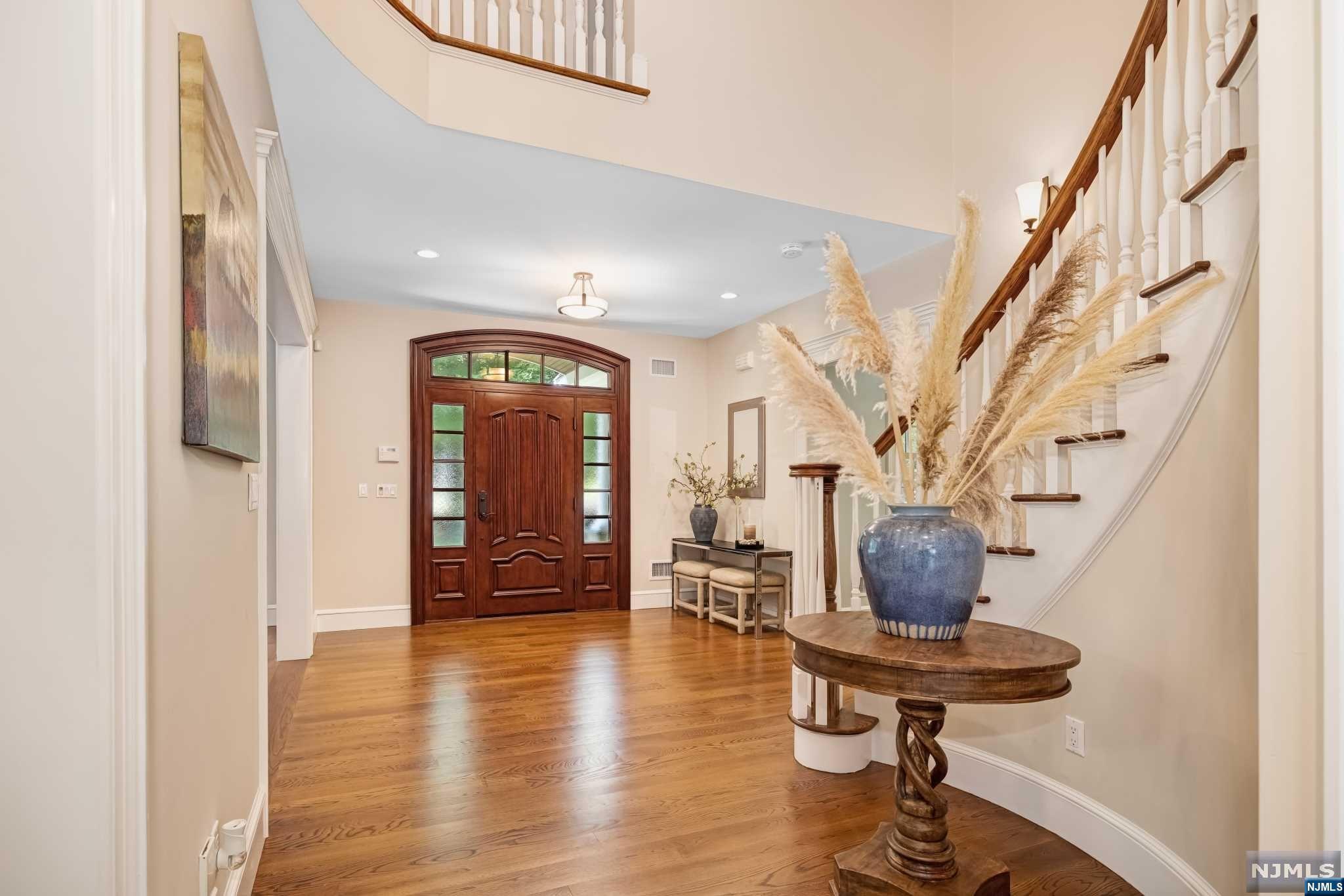 885 West Saddle River Road