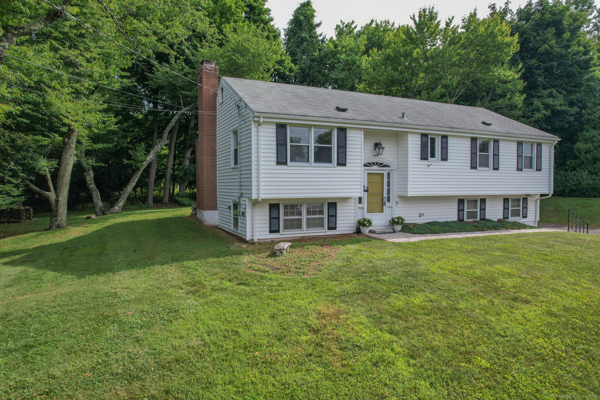 90 Skyline Drive