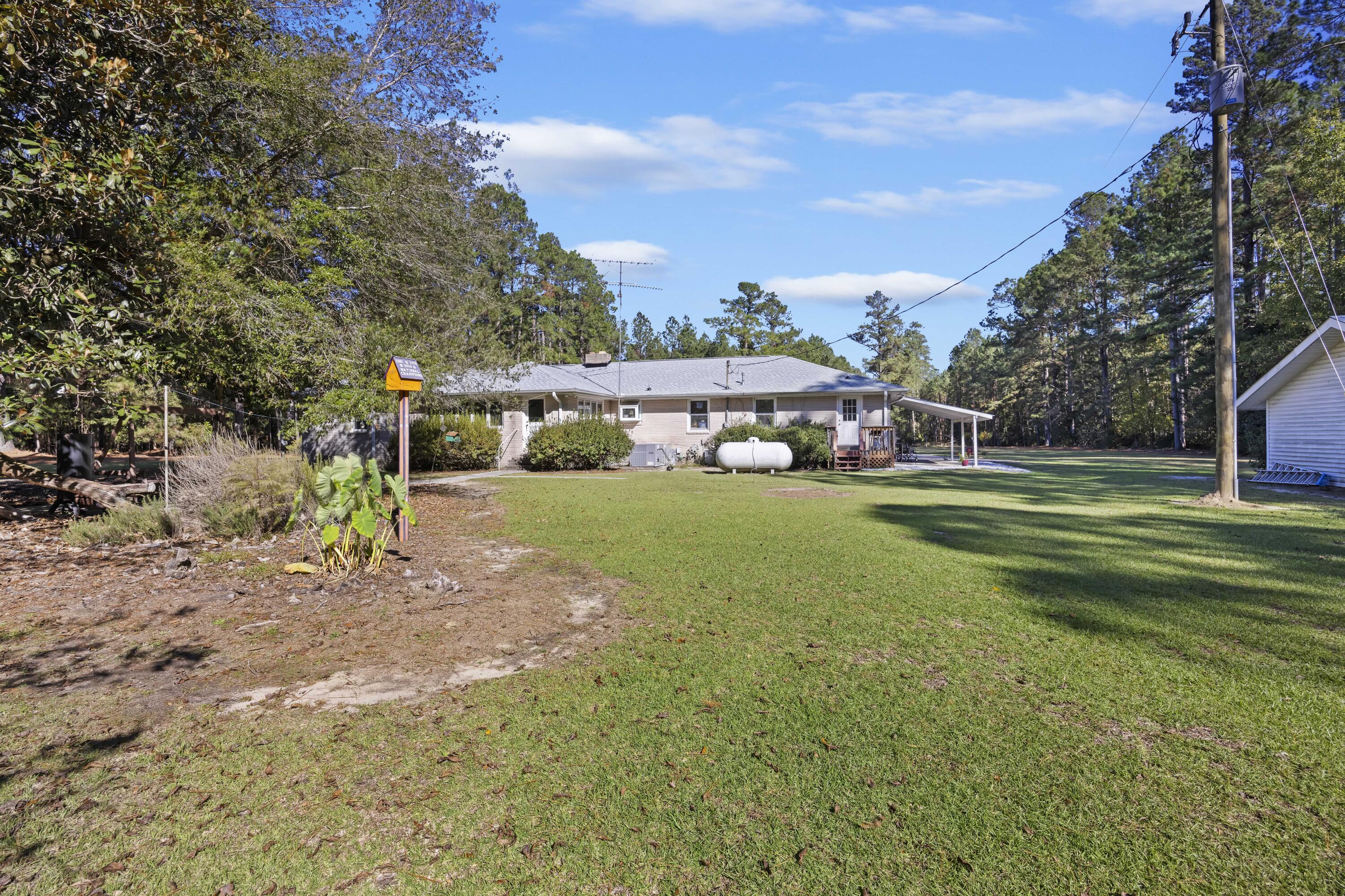 140 Emerson Lane