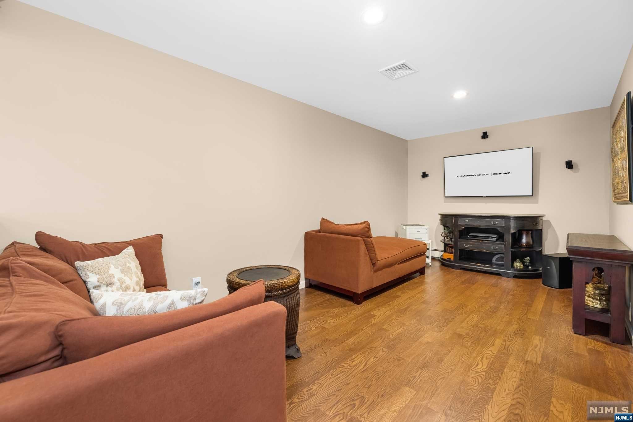 32 Clearwater Drive