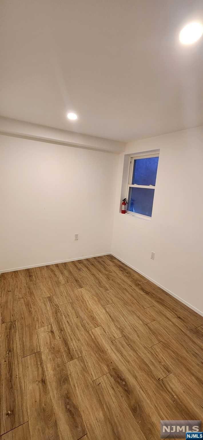 282 6th Street