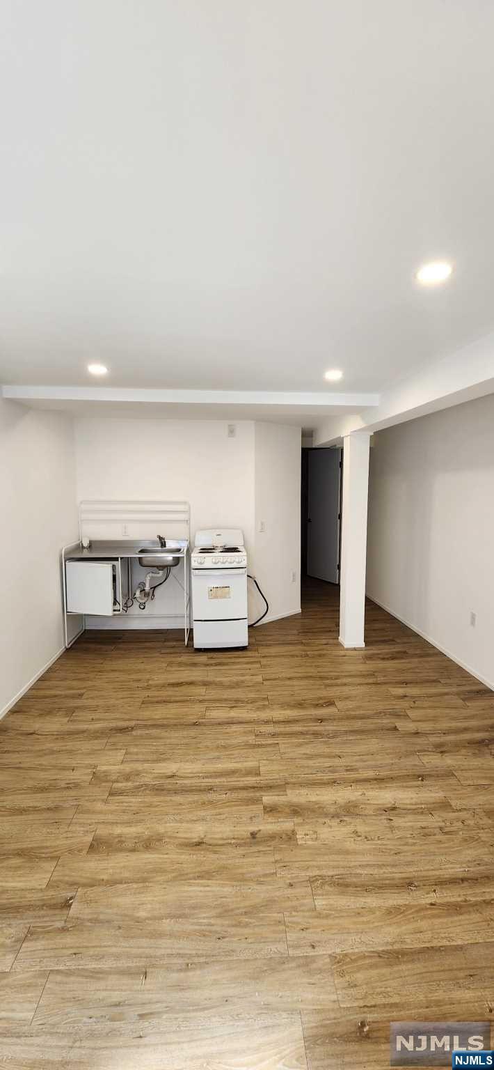 282 6th Street