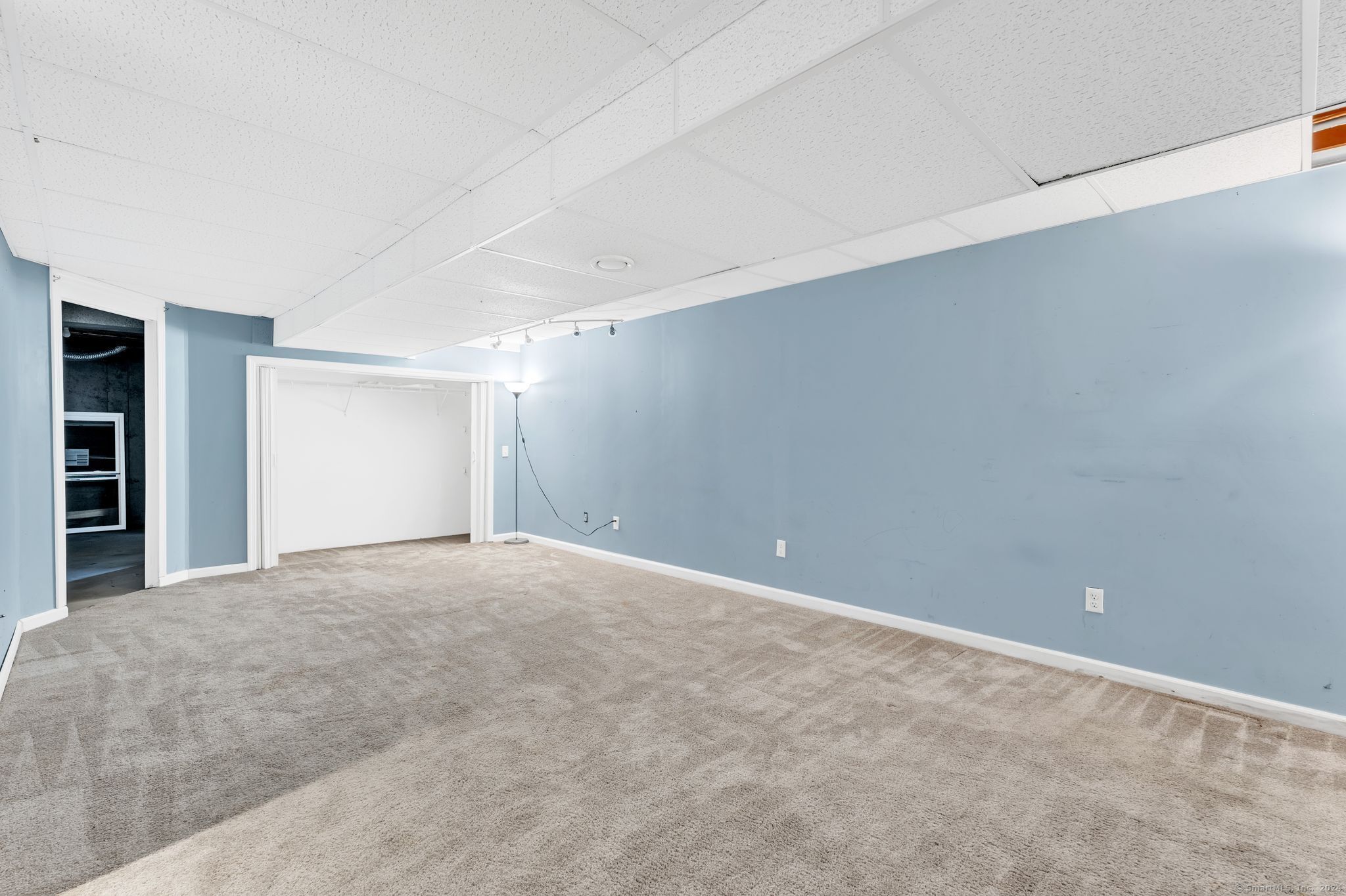 6 The Hamlet Drive APT B