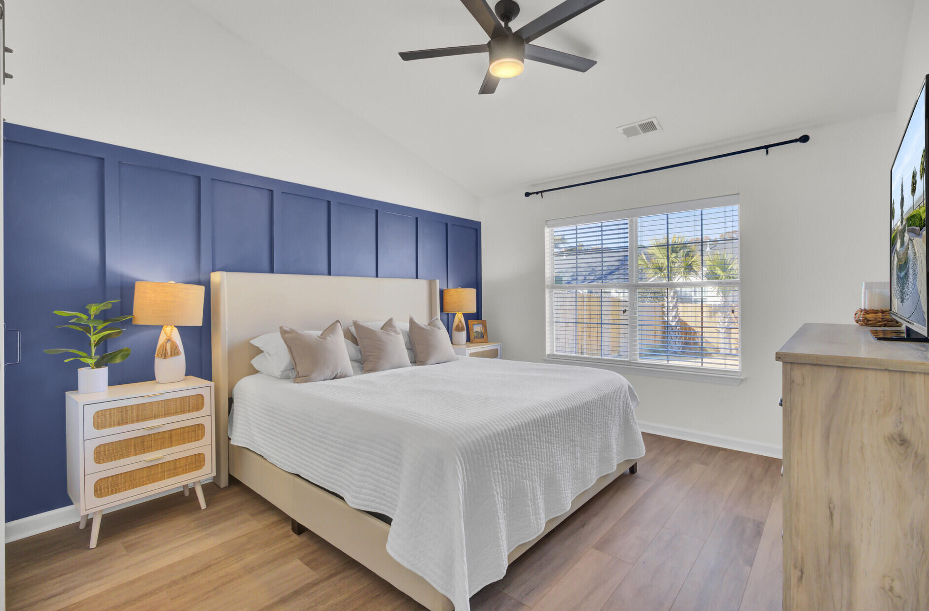 587 Tribeca Court