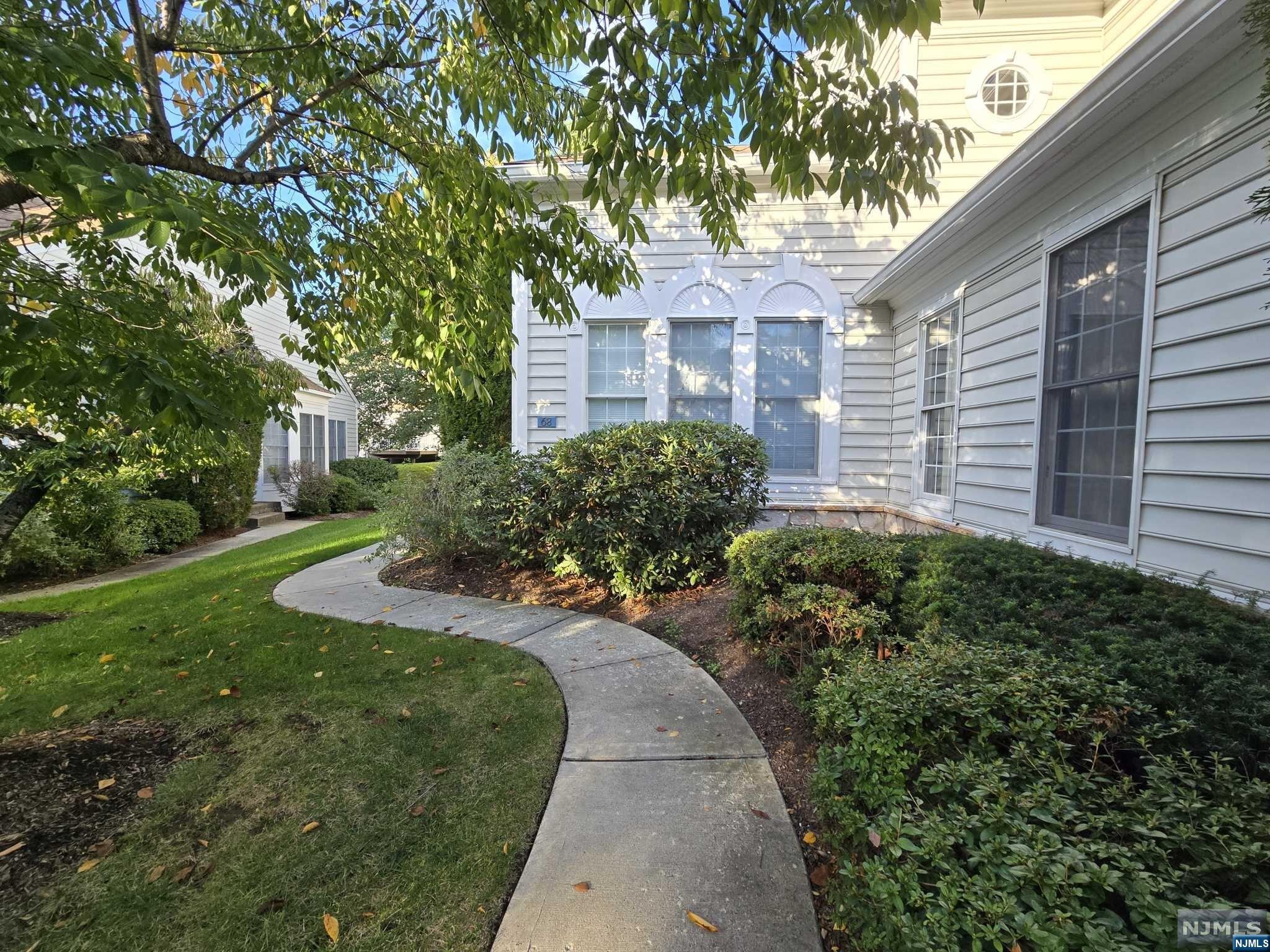 68 Buckthorn Court