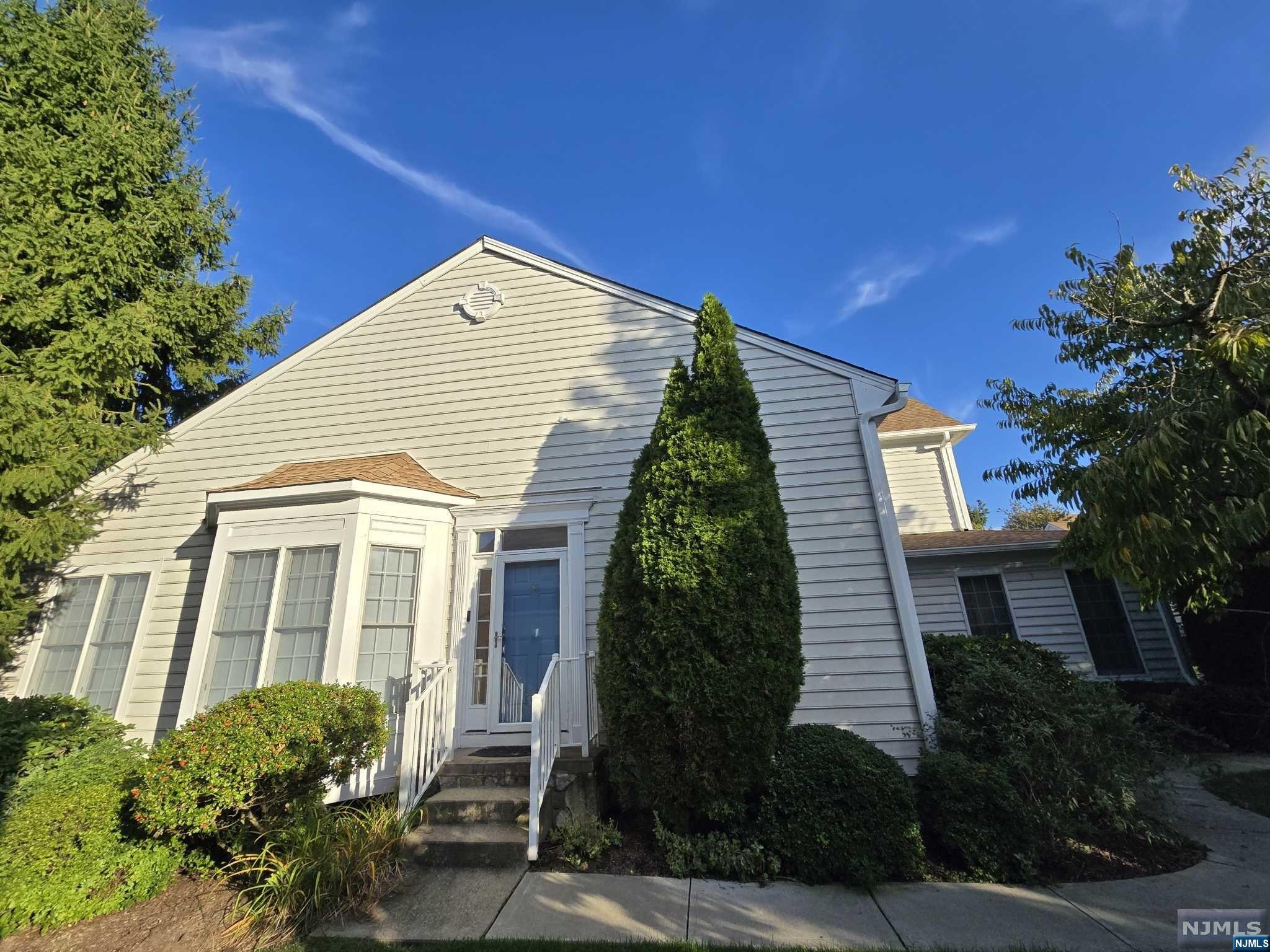 68 Buckthorn Court