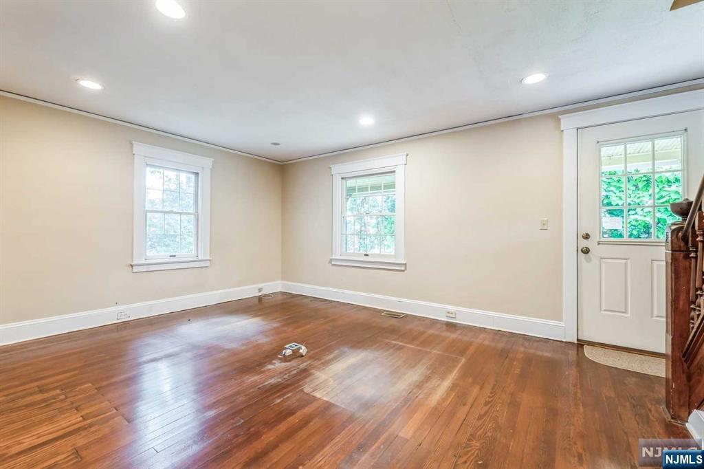 13 Mountainside Avenue