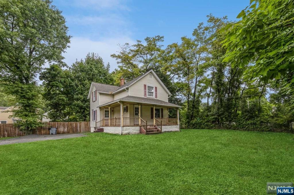 13 Mountainside Avenue