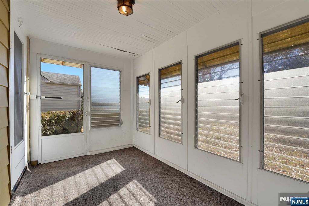 33 Hetherington Road