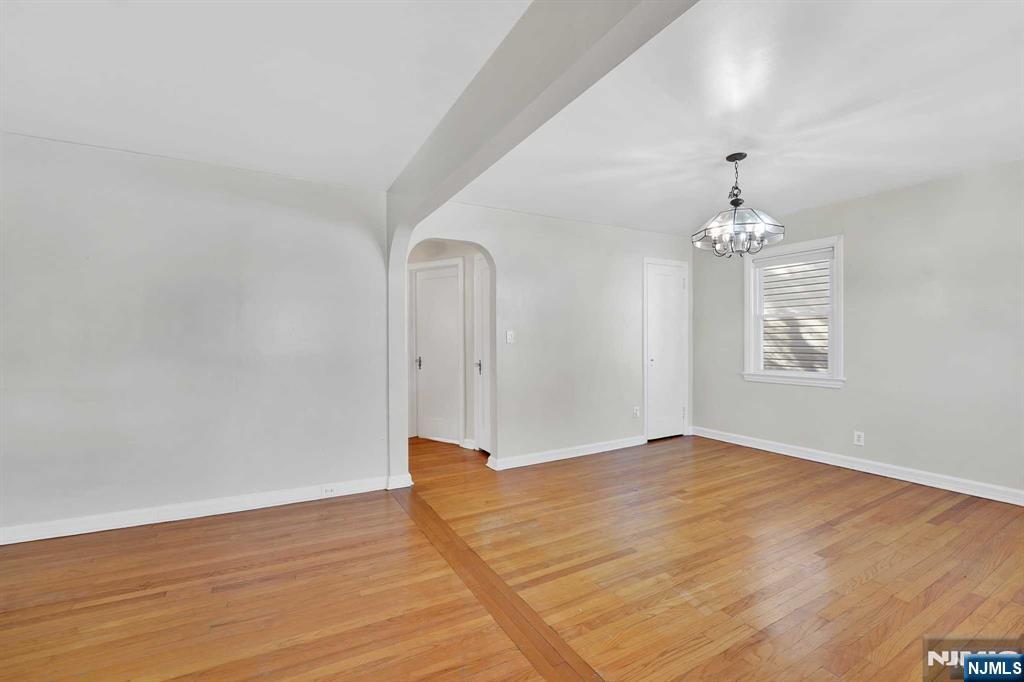 33 Hetherington Road