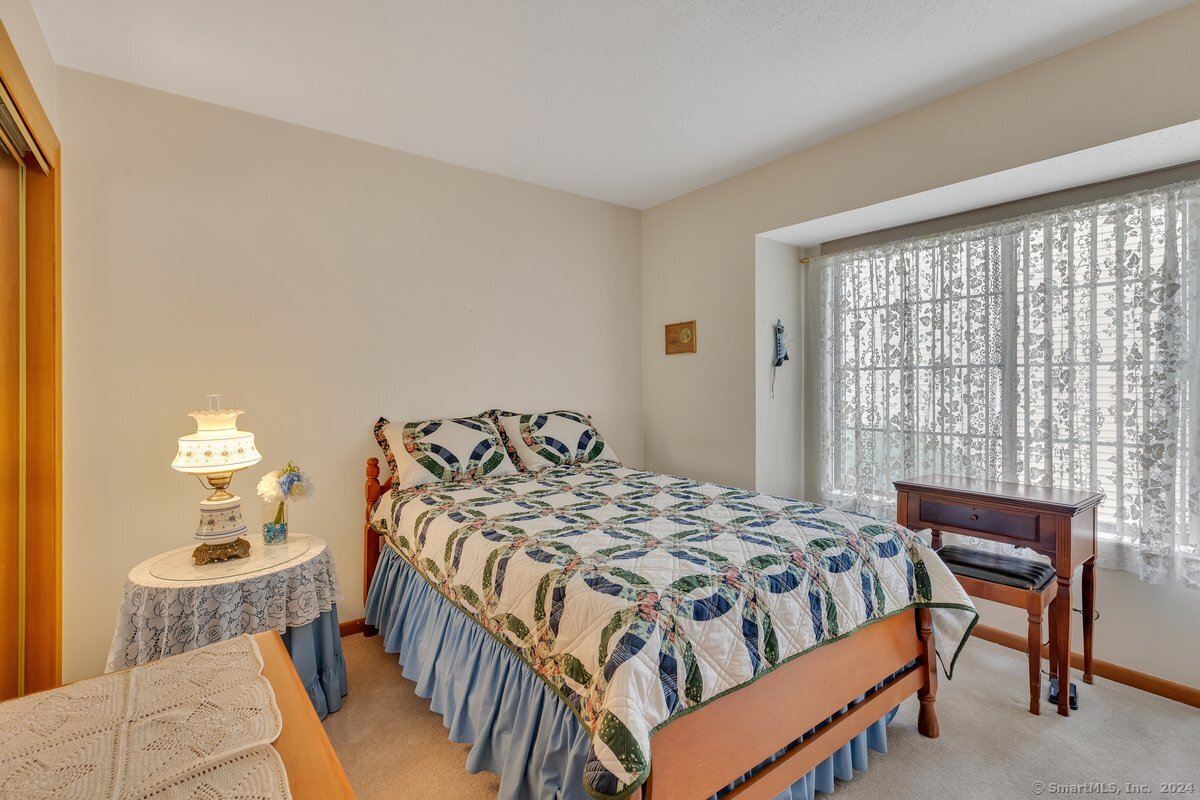 48 North Mountain Road 102