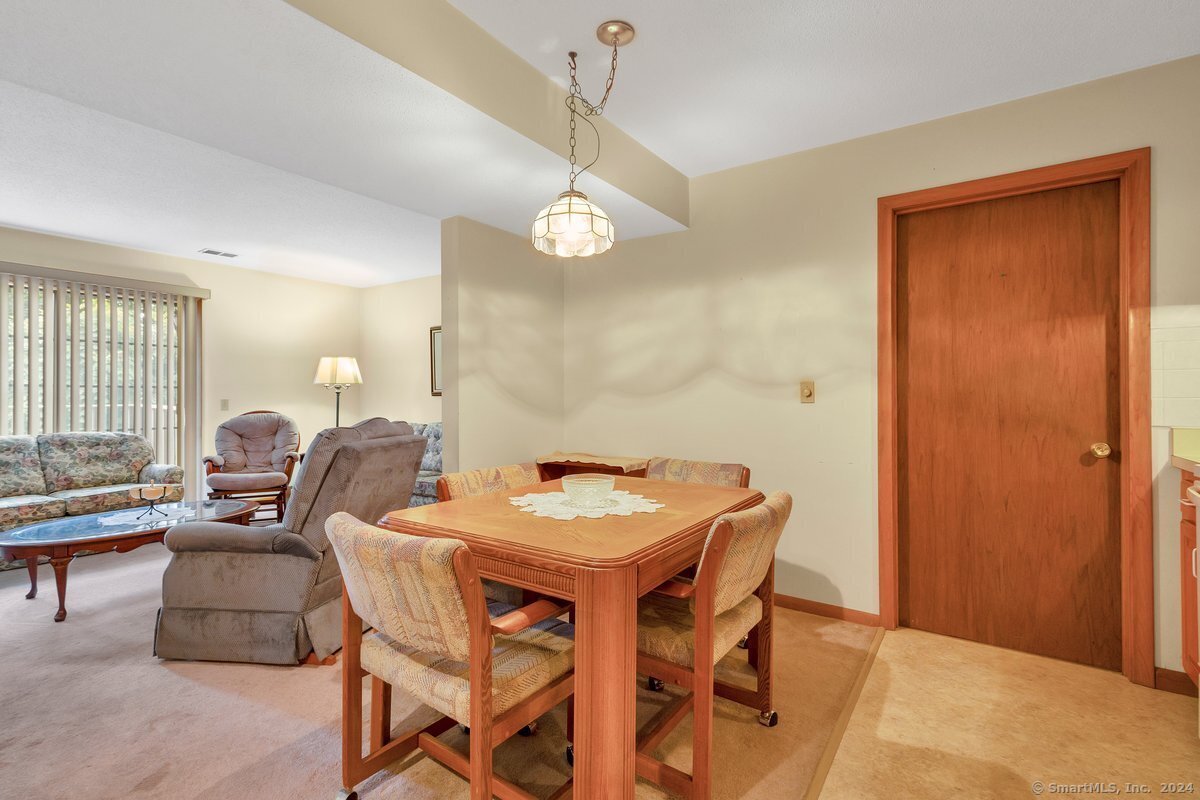 48 North Mountain Road 102