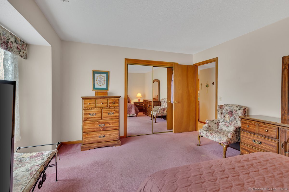48 North Mountain Road 102