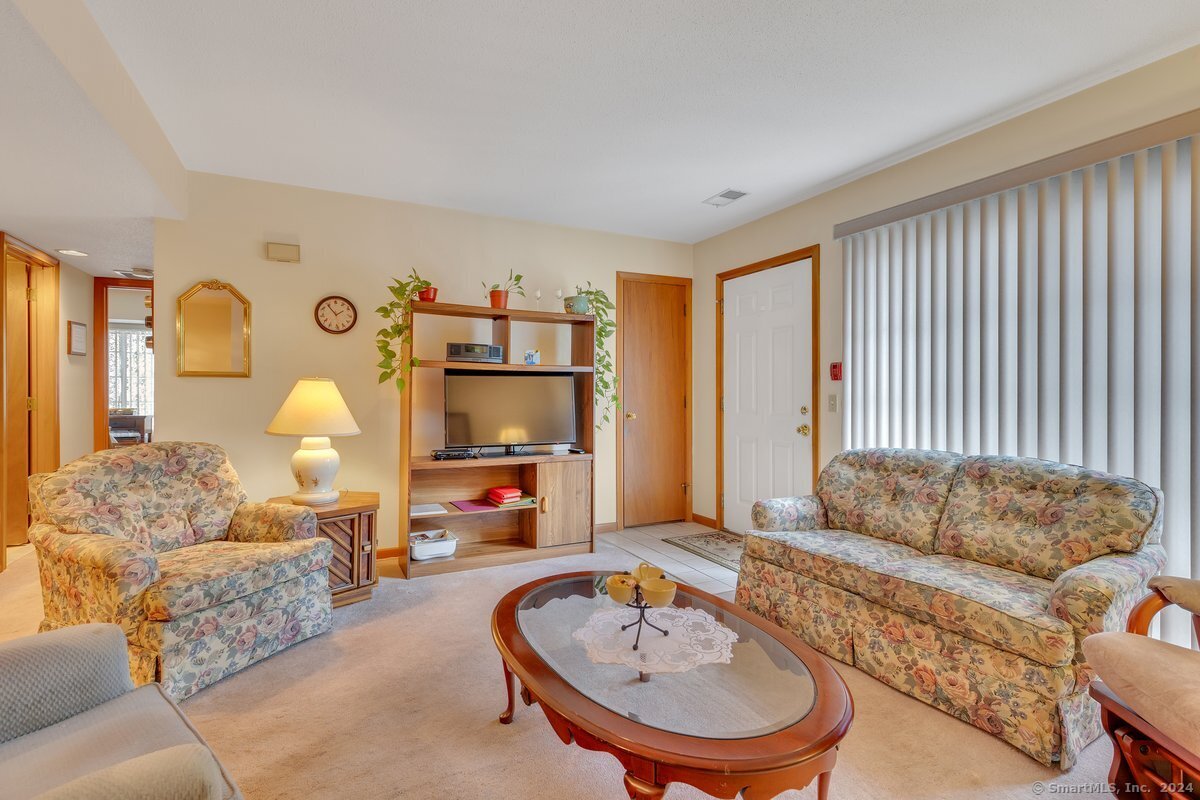 48 North Mountain Road 102