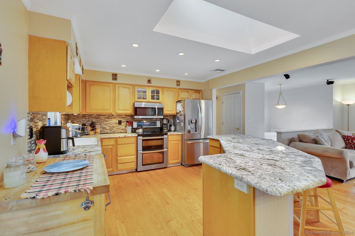 75 Knox Boulevard