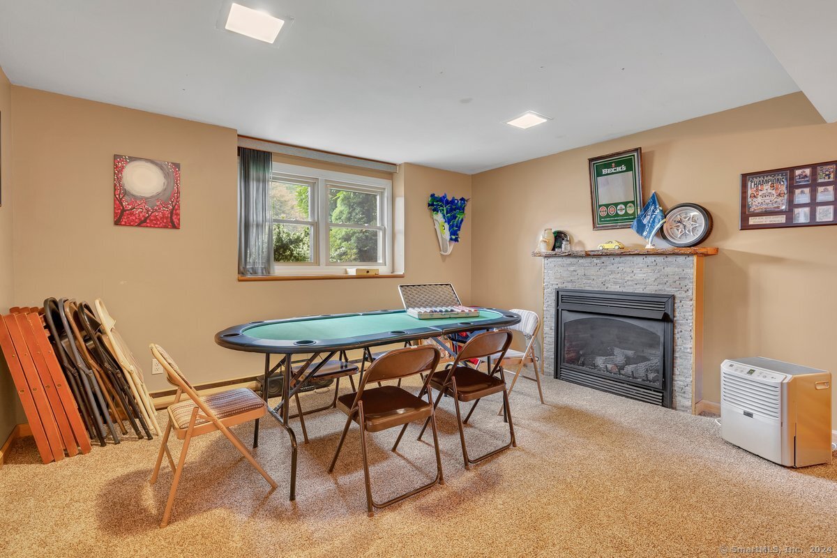 75 Knox Boulevard