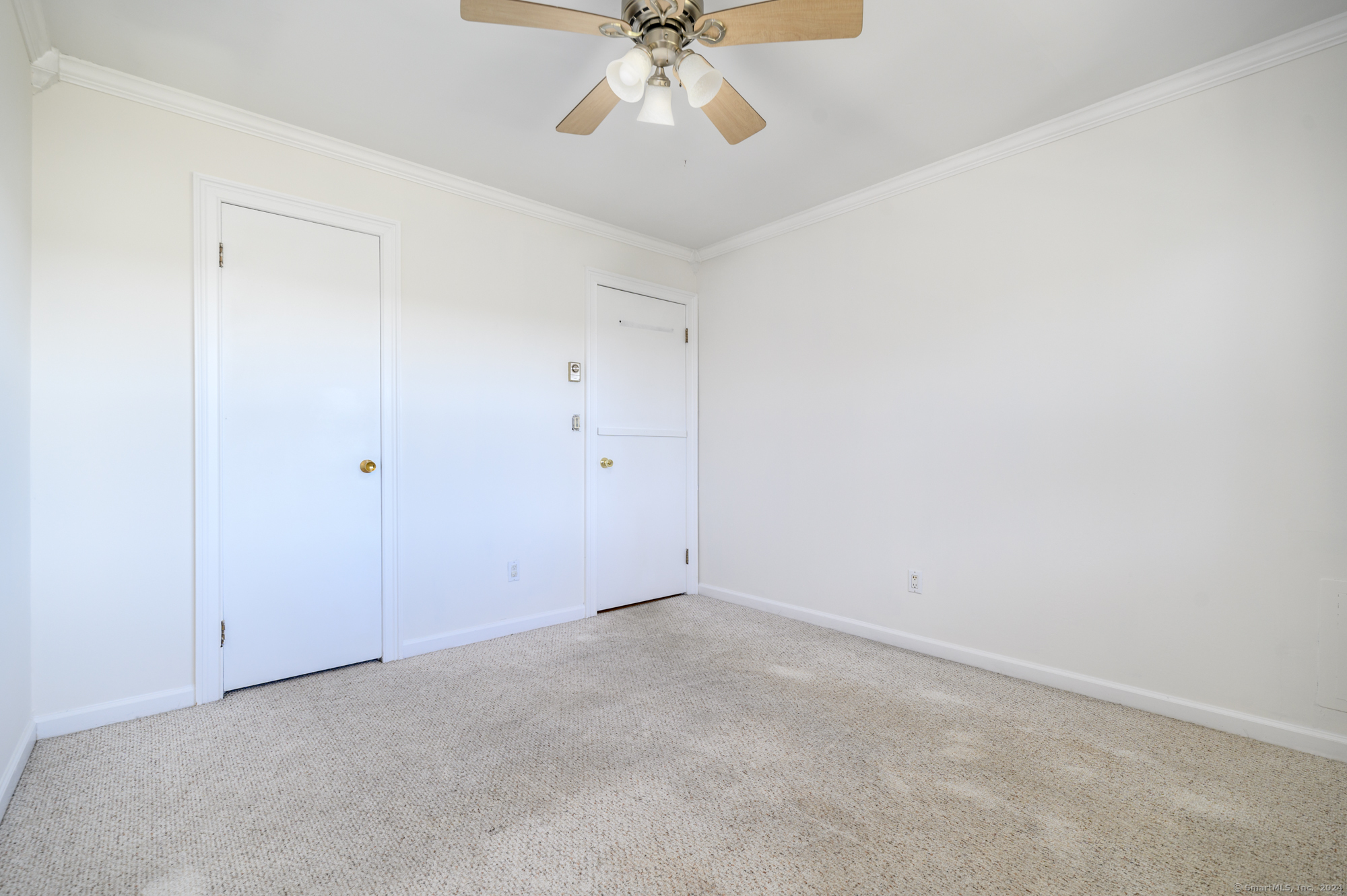 120 Columbus Place APT 17