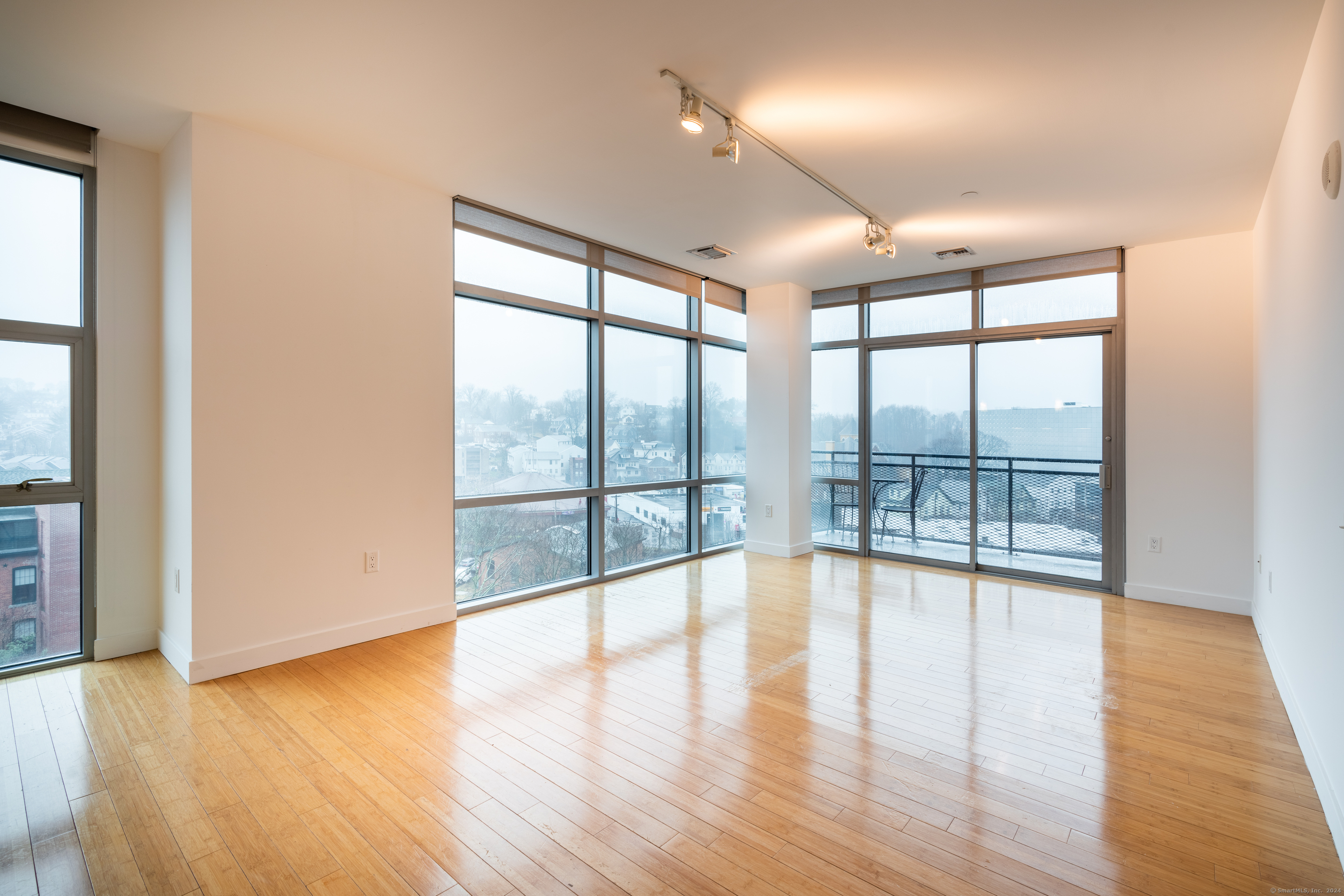 33 North Water Street 701