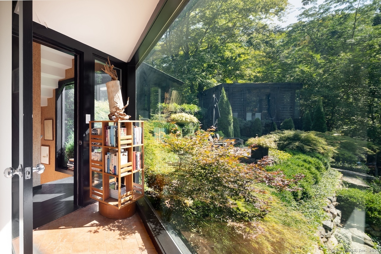 275 Dibble Hill Road