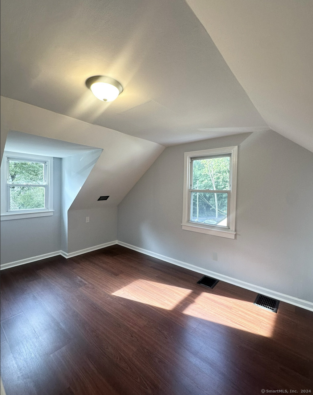 89 Vantage Road