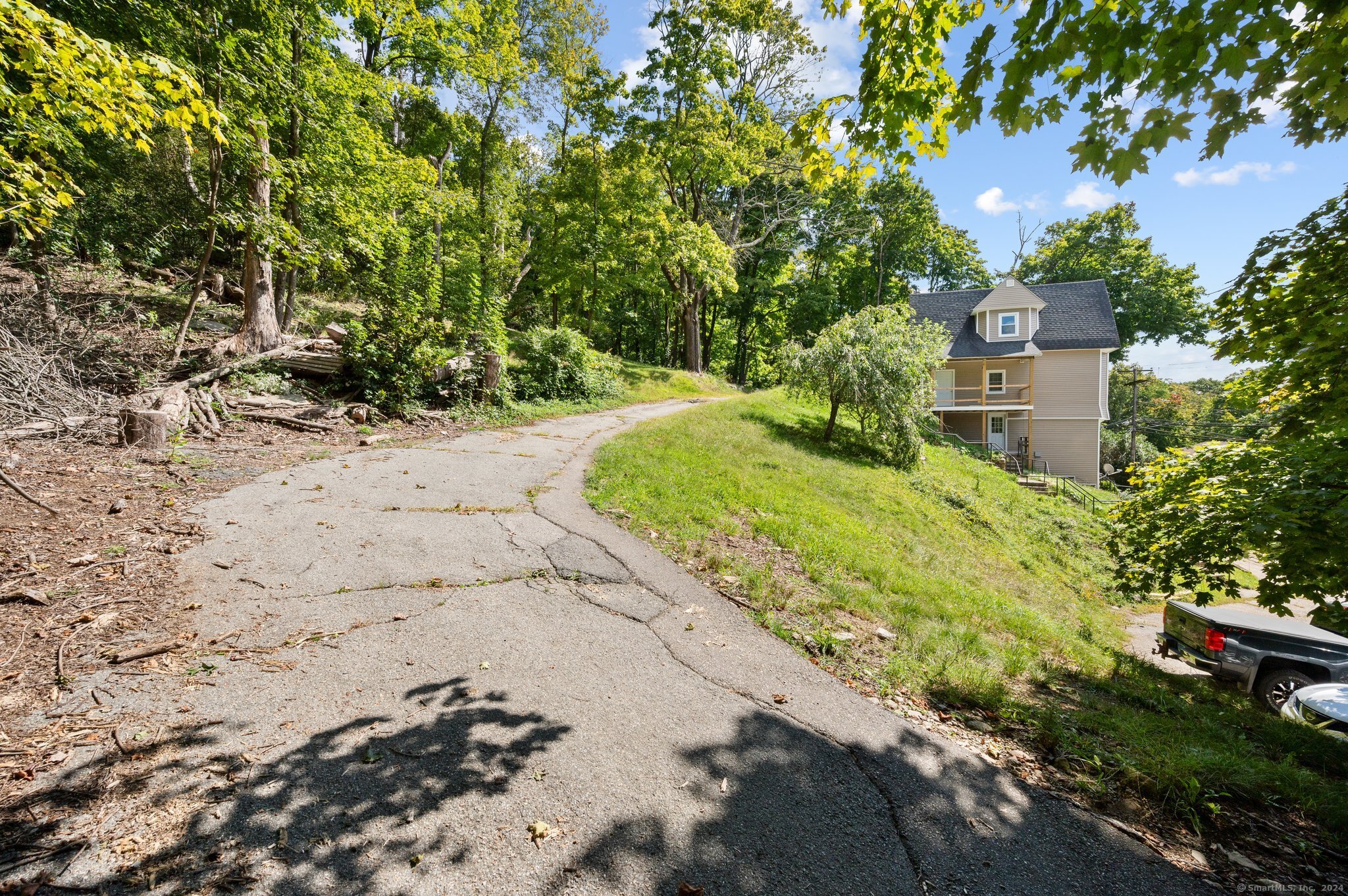 229 Route 163