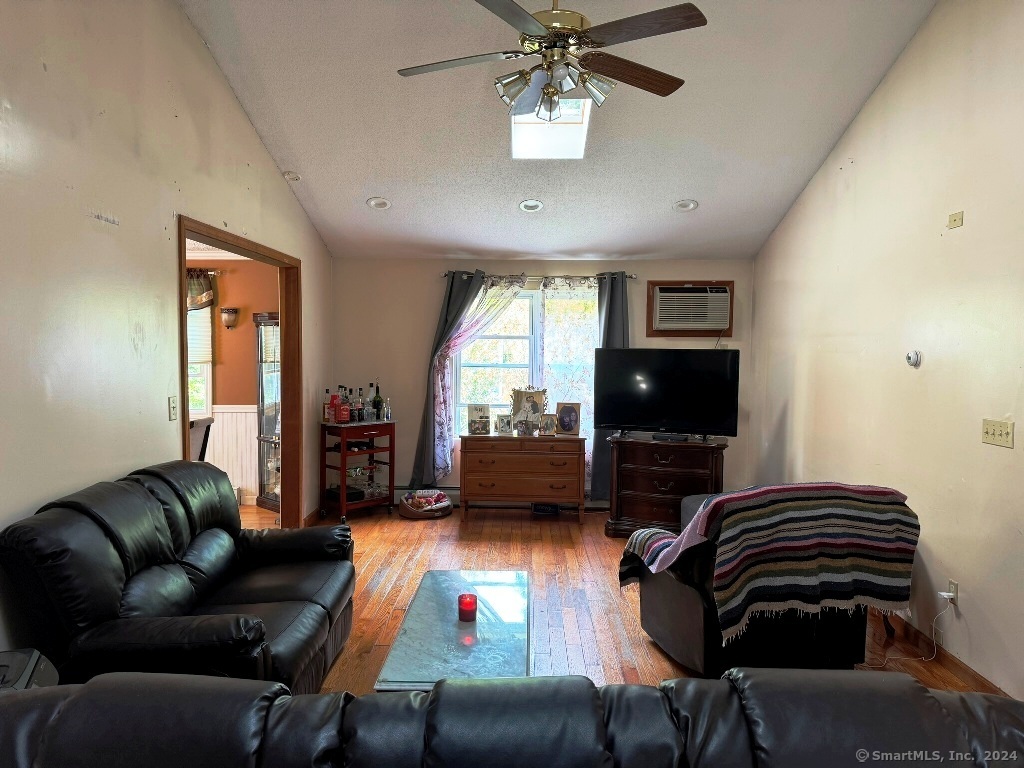 40 Chestnut Drive