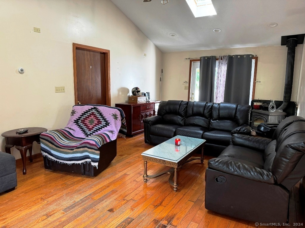 40 Chestnut Drive