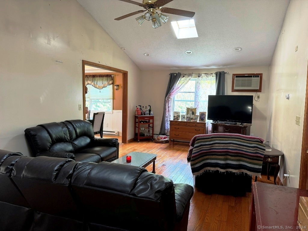 40 Chestnut Drive