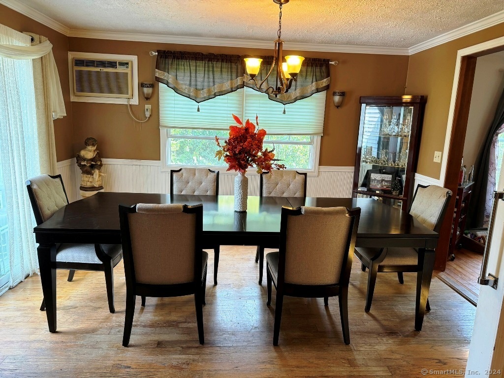 40 Chestnut Drive